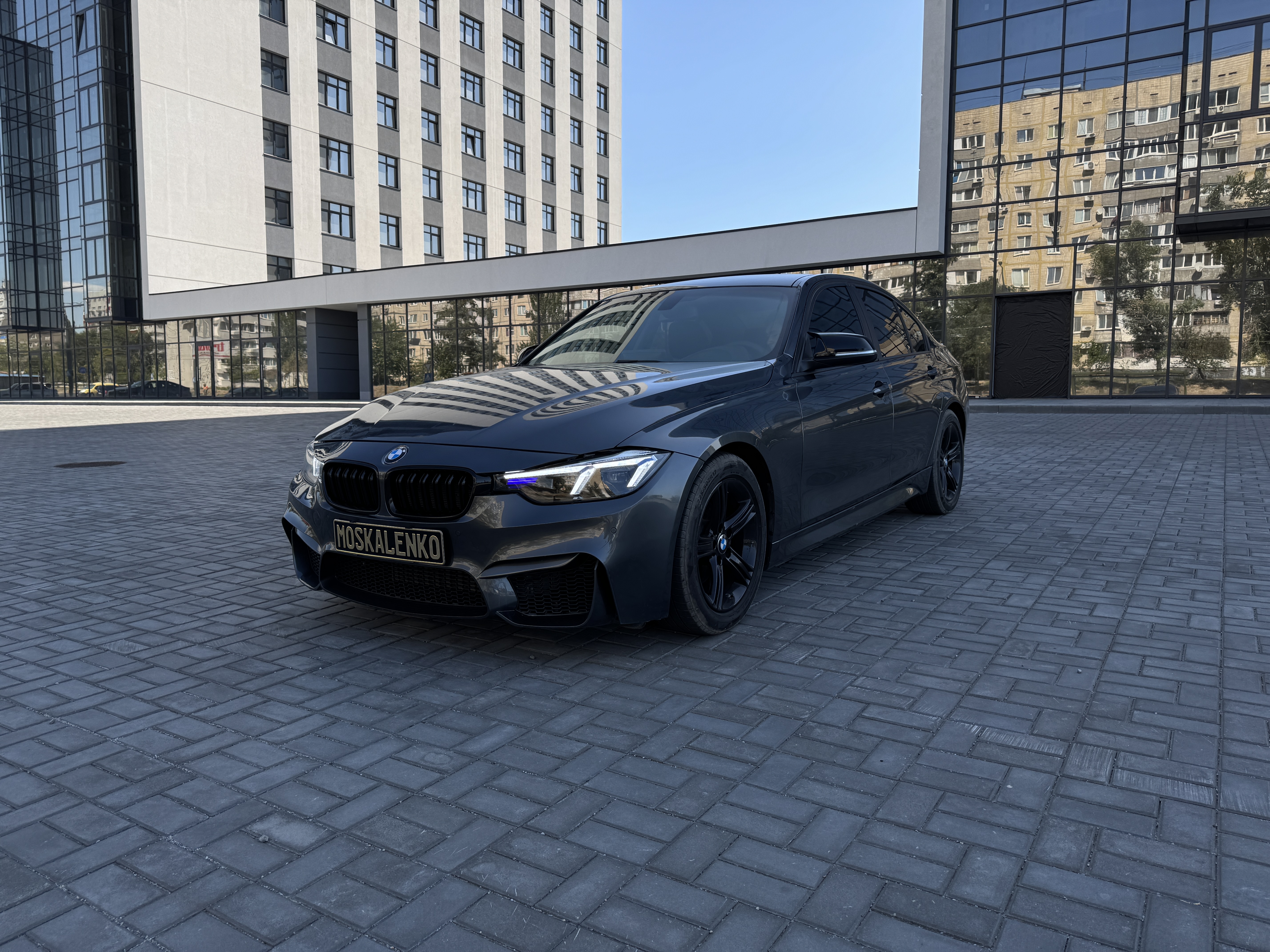 BMW 320i 2015 р.