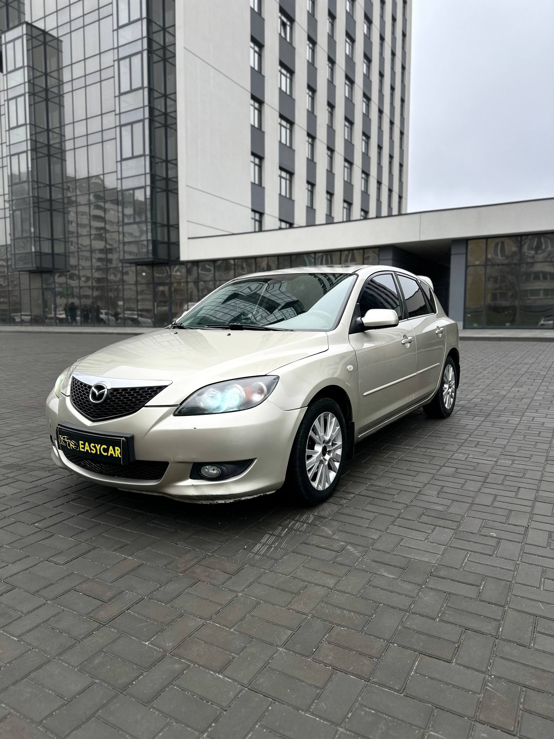 Mazda 3 2006 р. (хетчбек)